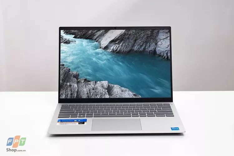 Laptop cho lập trình viên 2022