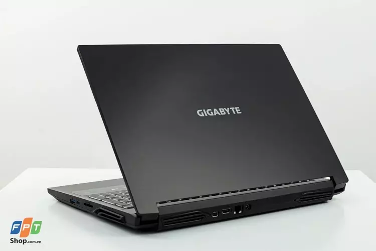 Laptop cho lập trình viên 2022