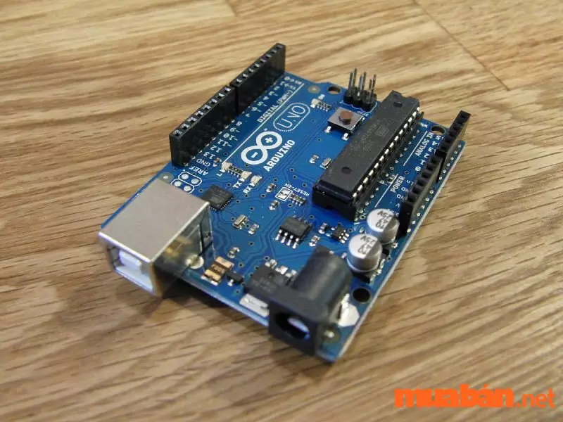 Lịch sử ra đời của ngôn ngữ lập trình Arduino là gì?