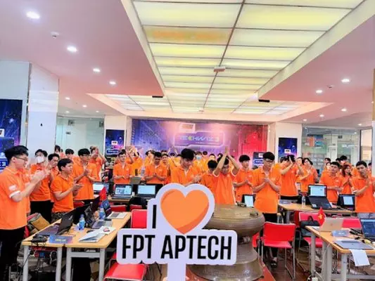 Tại sao nên chọn học khóa lập trình ACCP tại FPT Aptech?