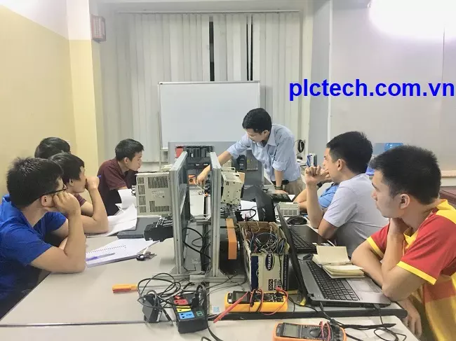 lập trình plc tphcm