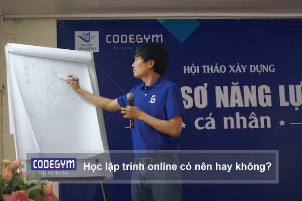 Học lập trình online có nên hay không?