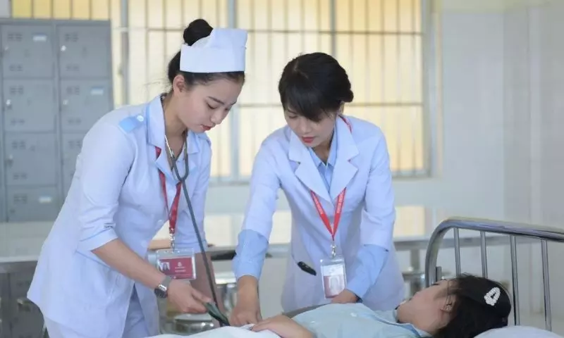 Giải đáp vấn đề thắc mắc cho sinh viên: Học điều dưỡng có khó không?