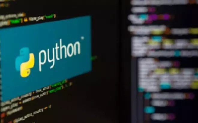   Hướng dẫn chi tiết về nhập biến, gán biến, và xóa biến trong Python